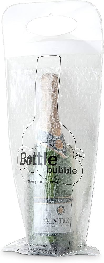 En vinflaska skyddad av Bottle Bubble bubbelplastpåse för säker frakt.